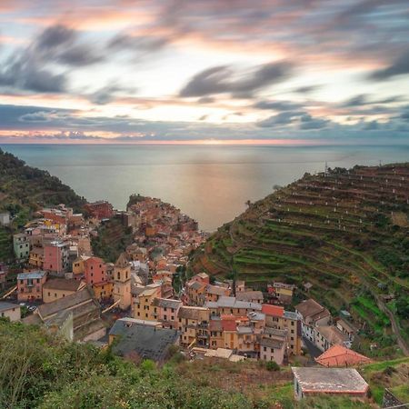 L' Attico Giallo Oro Di Giulia Manarola Zewnętrze zdjęcie